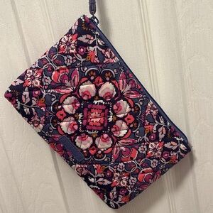 Vera Bradley Pink and Blue Mandala Clutch‎